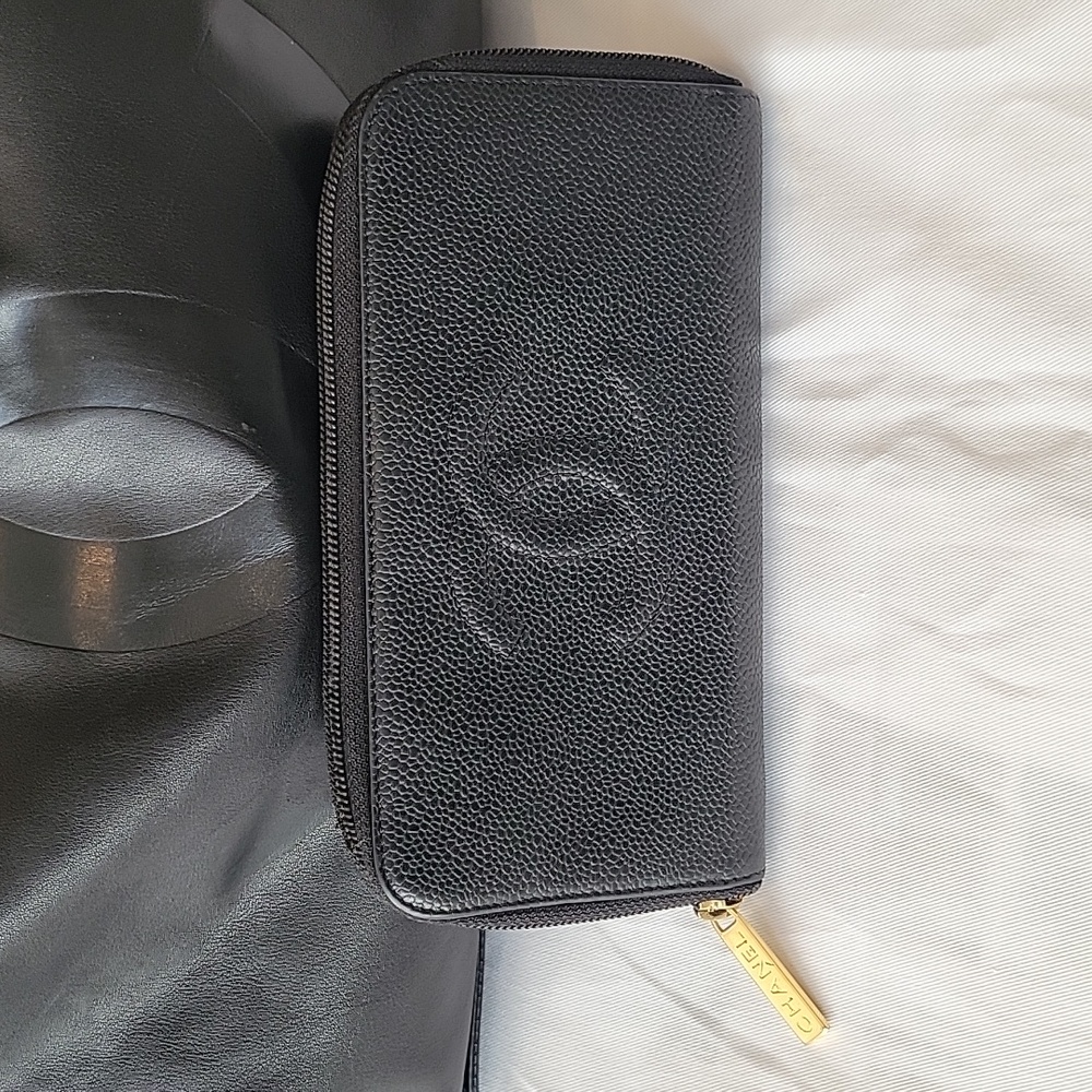 CHANEL Black Wallet with Gold Accent